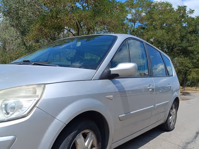 Renault Megane - фото 3