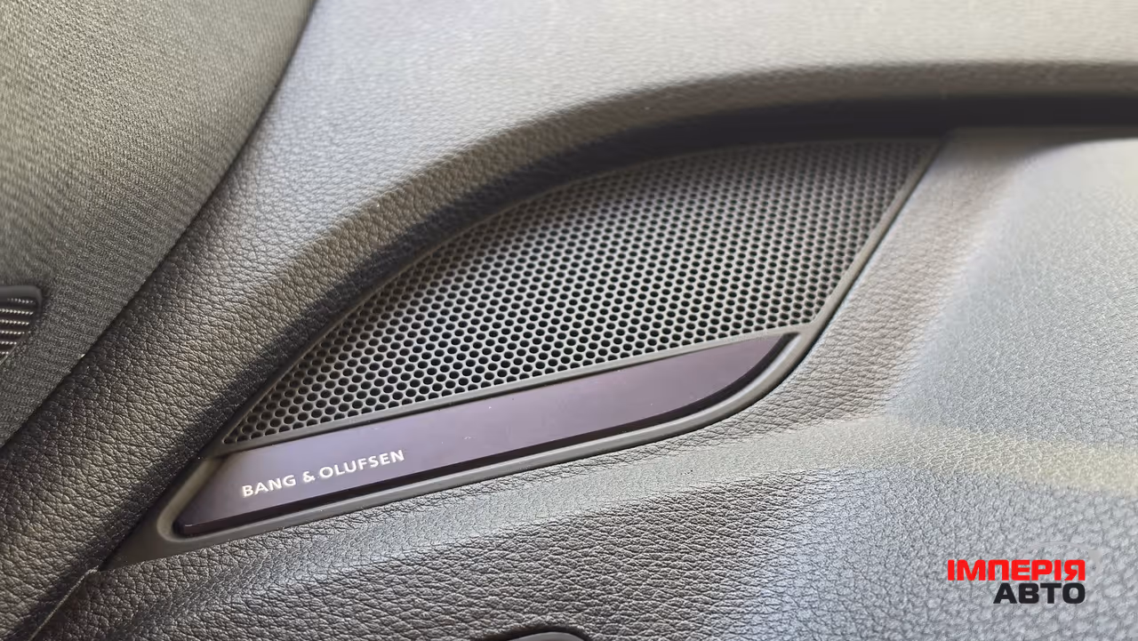 Audi SQ5 - фото 3