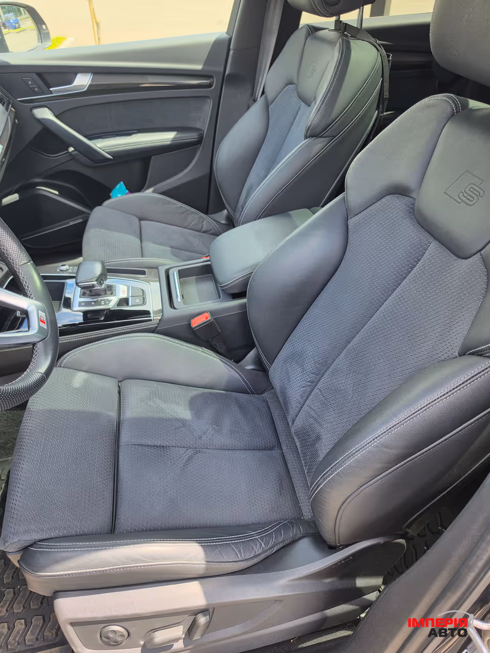 Audi SQ5 - фото 16