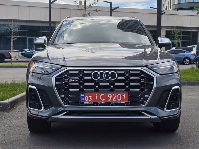 Audi SQ5 - фото 4