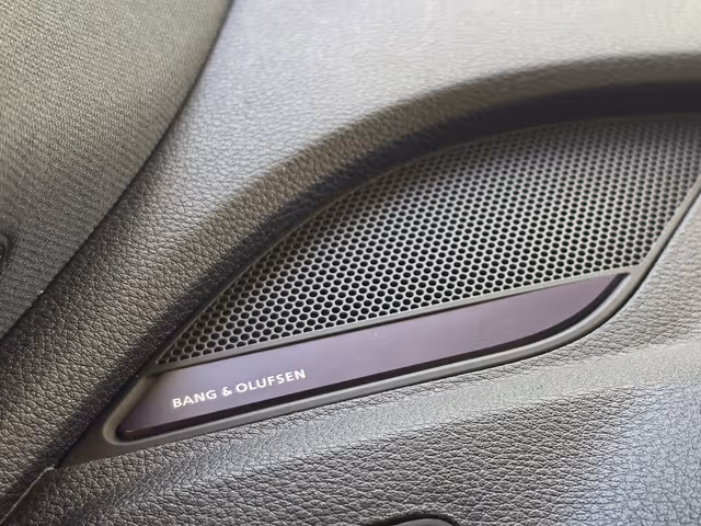 Audi SQ5 - фото 3