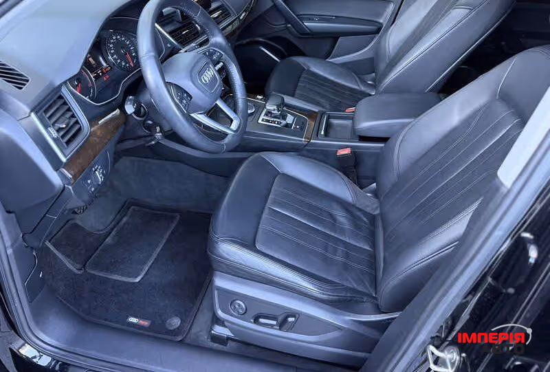 Audi Q5 - фото 11