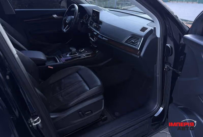 Audi Q5 - фото 14
