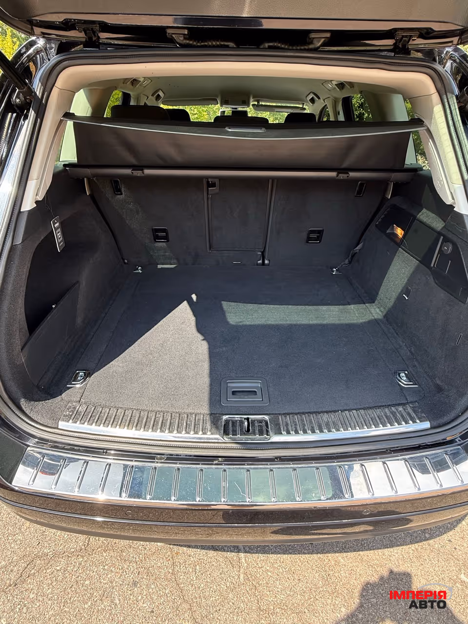 Volkswagen Touareg - фото 4