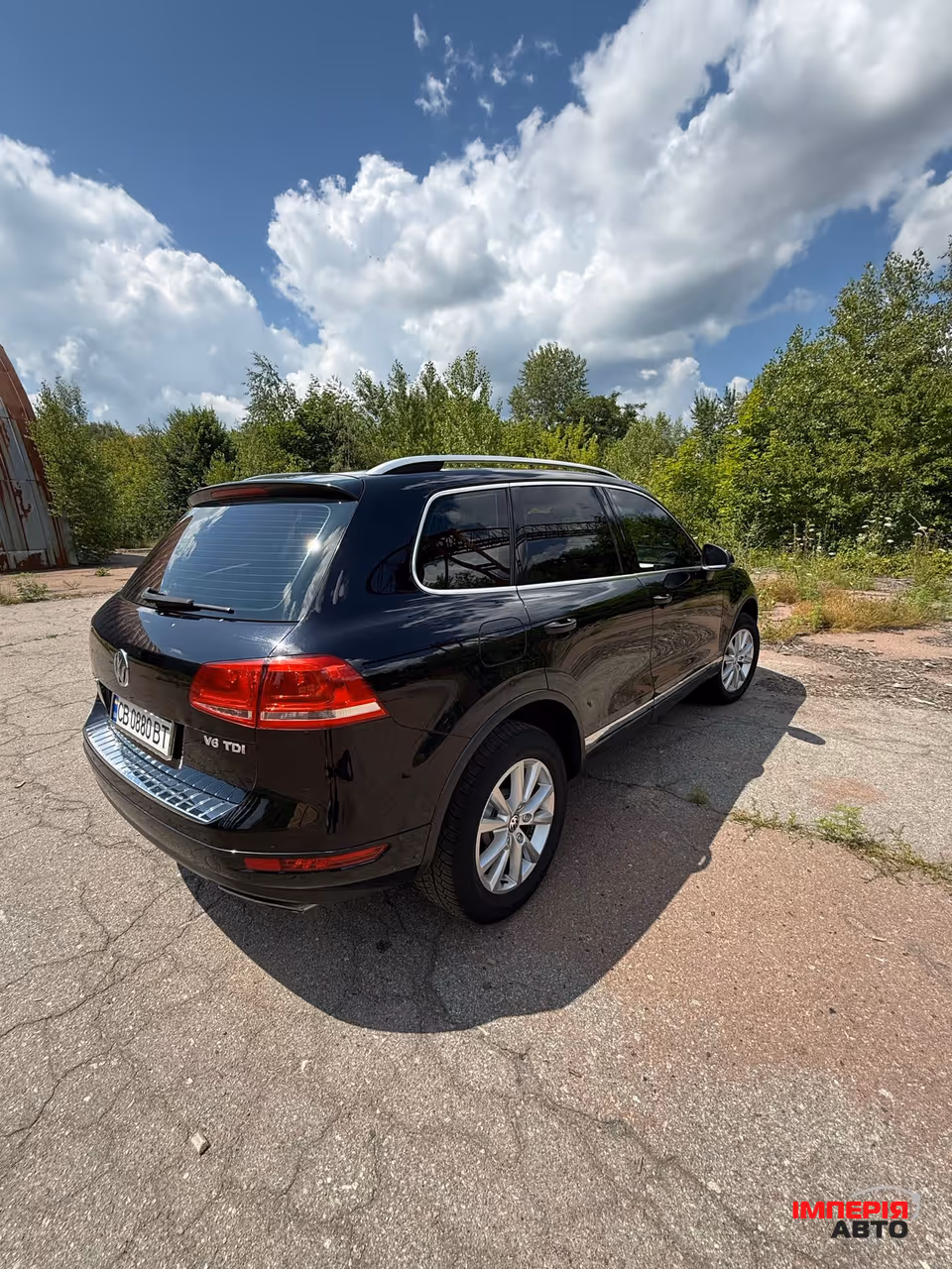 Volkswagen Touareg - фото 16