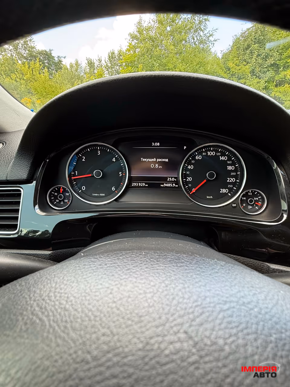 Volkswagen Touareg - фото 3