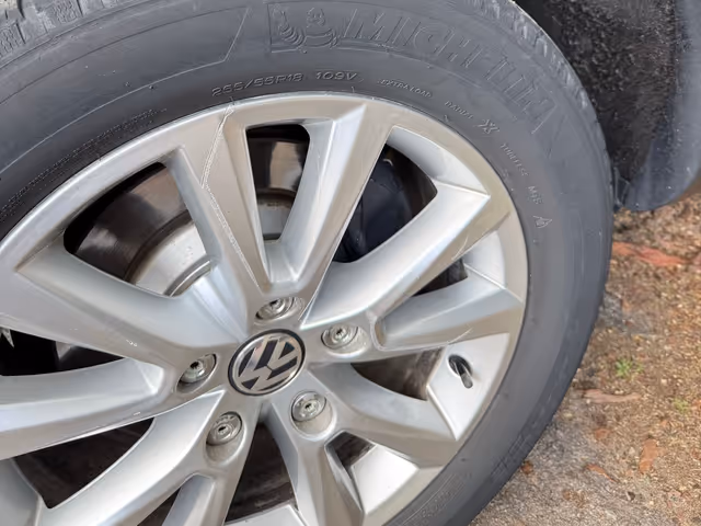 Volkswagen Touareg - зображення 2