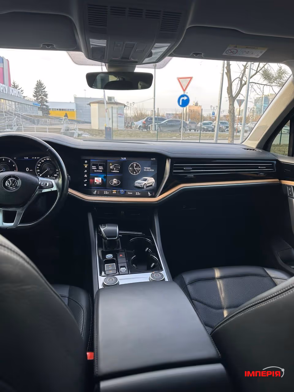 Volkswagen Touareg - фото 24