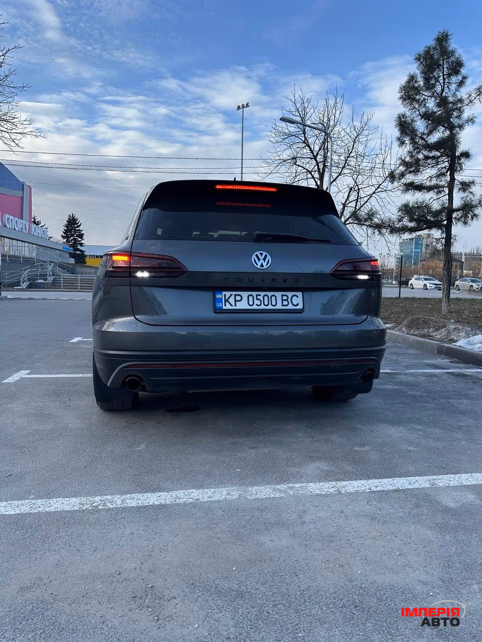 Volkswagen Touareg - фото 3