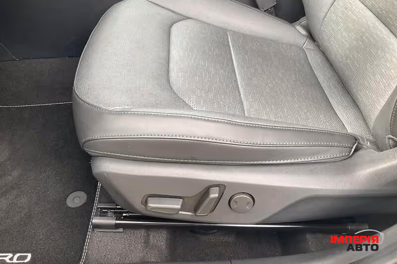 Kia Niro - фото 11