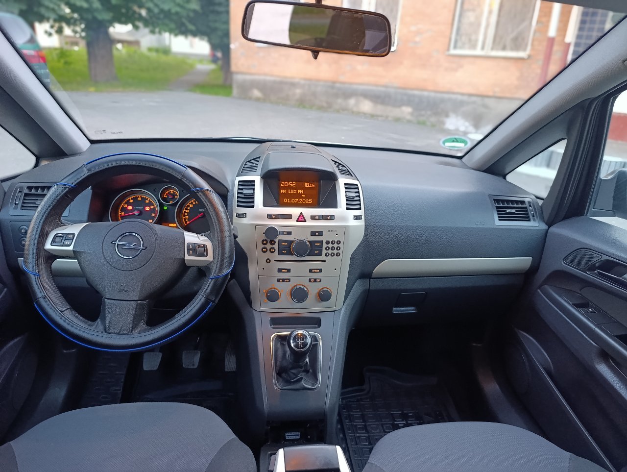 Opel Zafira - фото 6