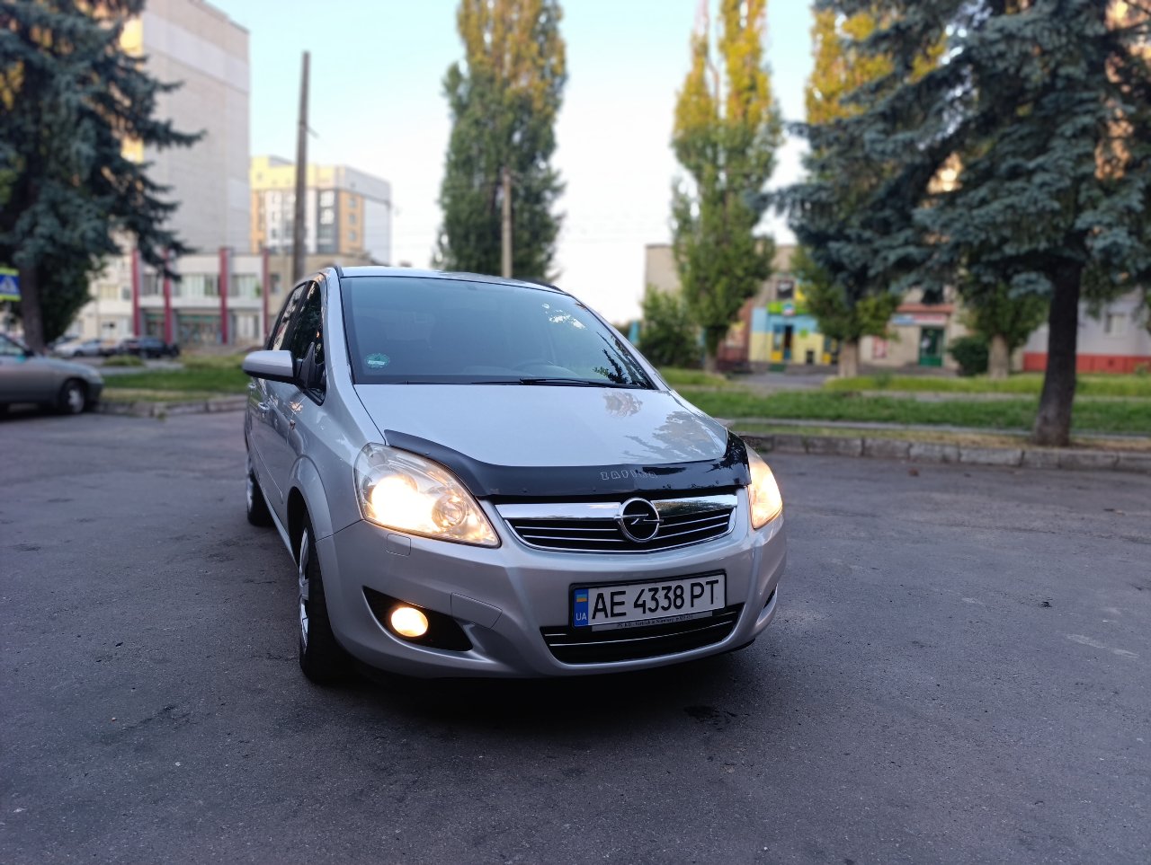 Opel Zafira - фото 4