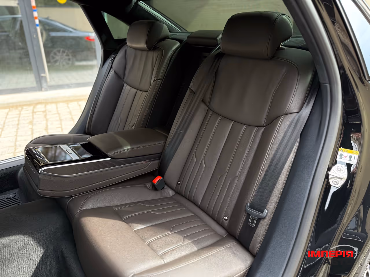 Audi A8 - фото 59