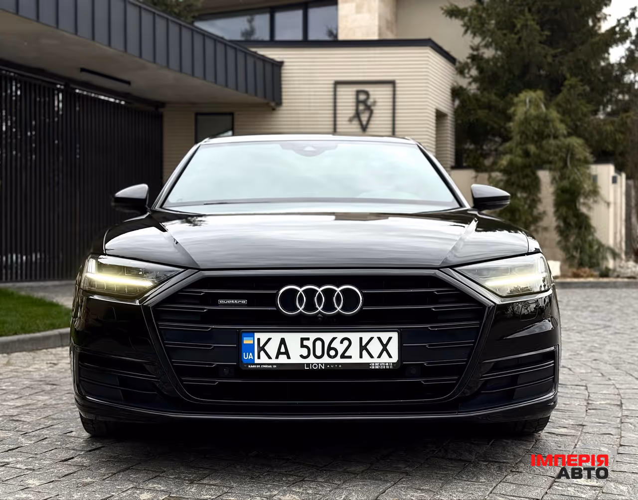 Audi A8 - фото 3