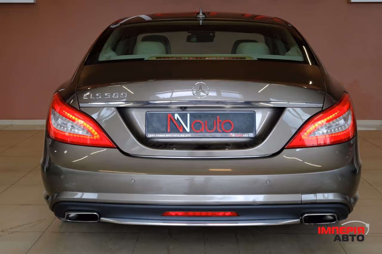 Mercedes-Benz CLS - фото 6