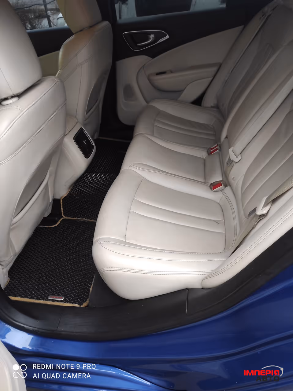 Chrysler 200 - фото 26