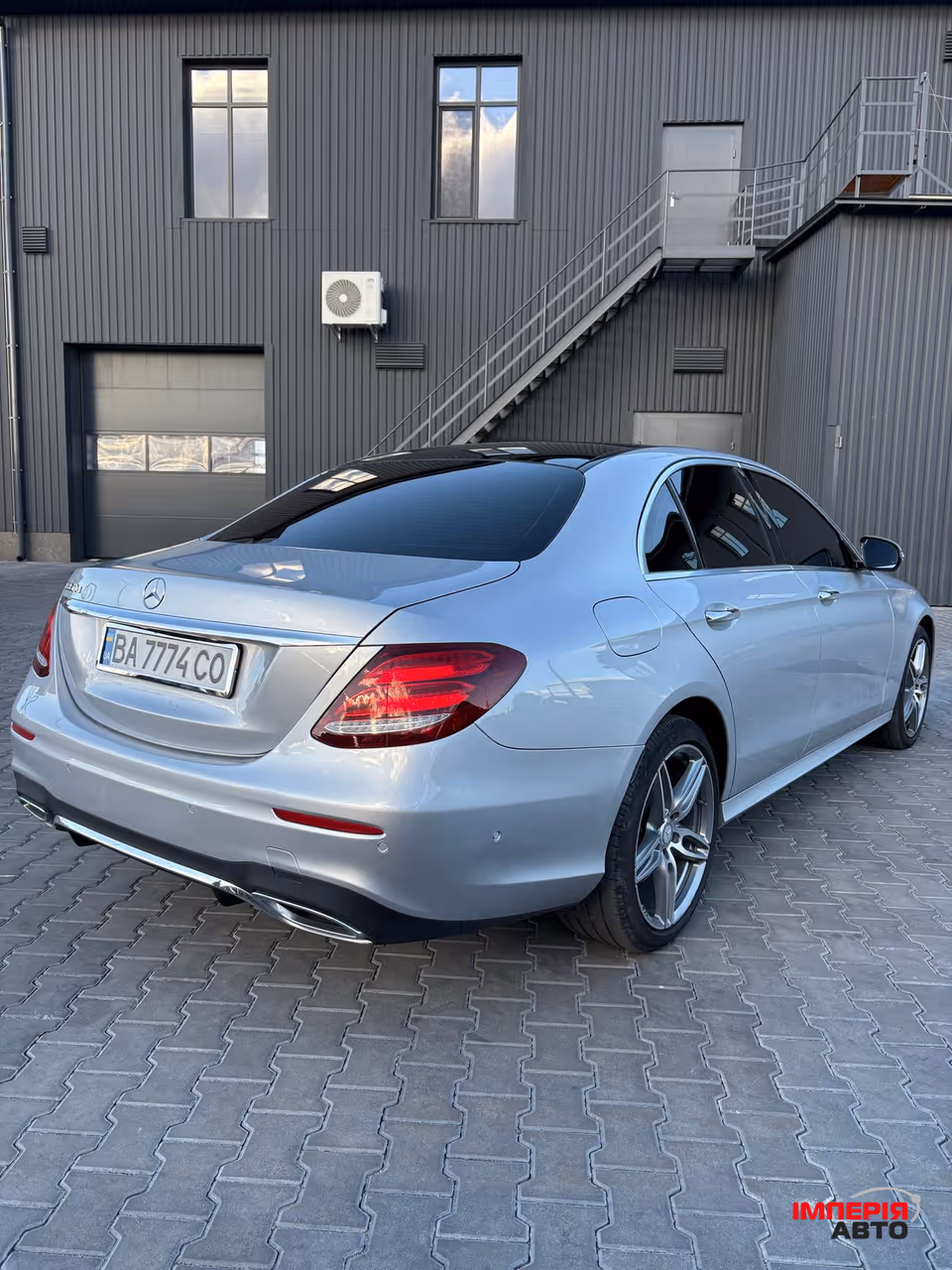 Mercedes-Benz E-Класс - фото 46