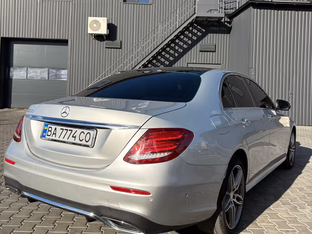 Mercedes-Benz E-Класс - фото 2