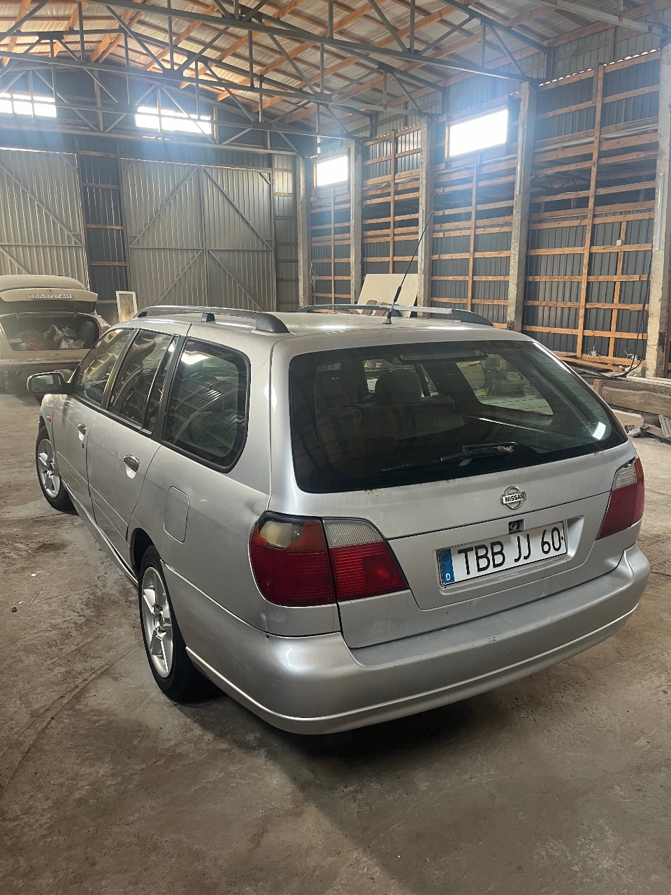 Nissan Primera - фото 4