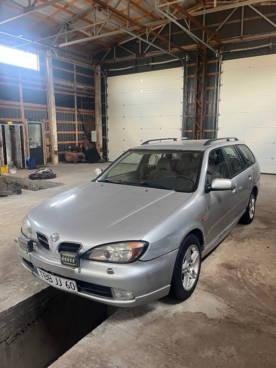 Nissan Primera - фото 1