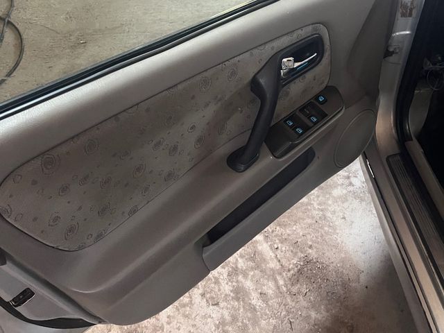 Nissan Primera - зображення 2