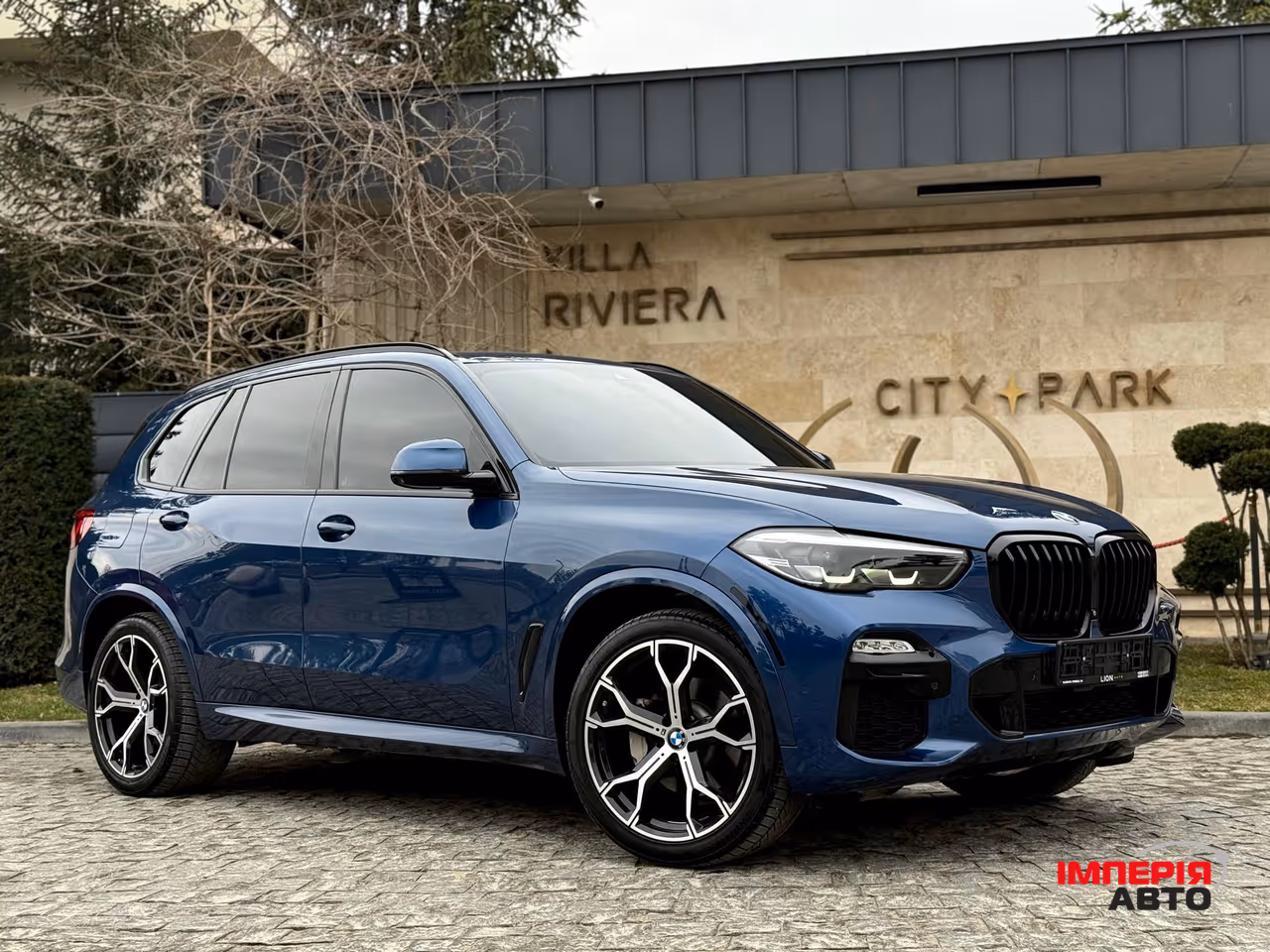 BMW X5 - фото 2