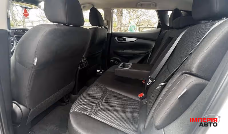 Nissan Rogue Sport - фото 11
