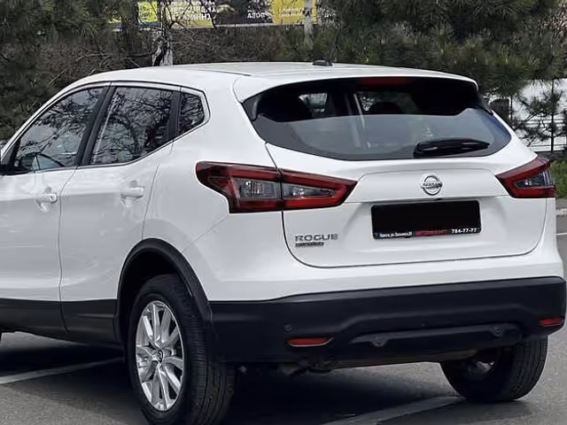 Nissan Rogue Sport - фото 5