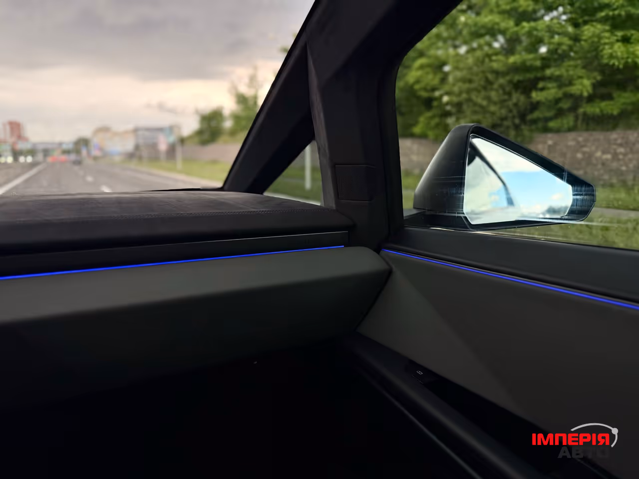 Tesla Cybertruck - фото 58