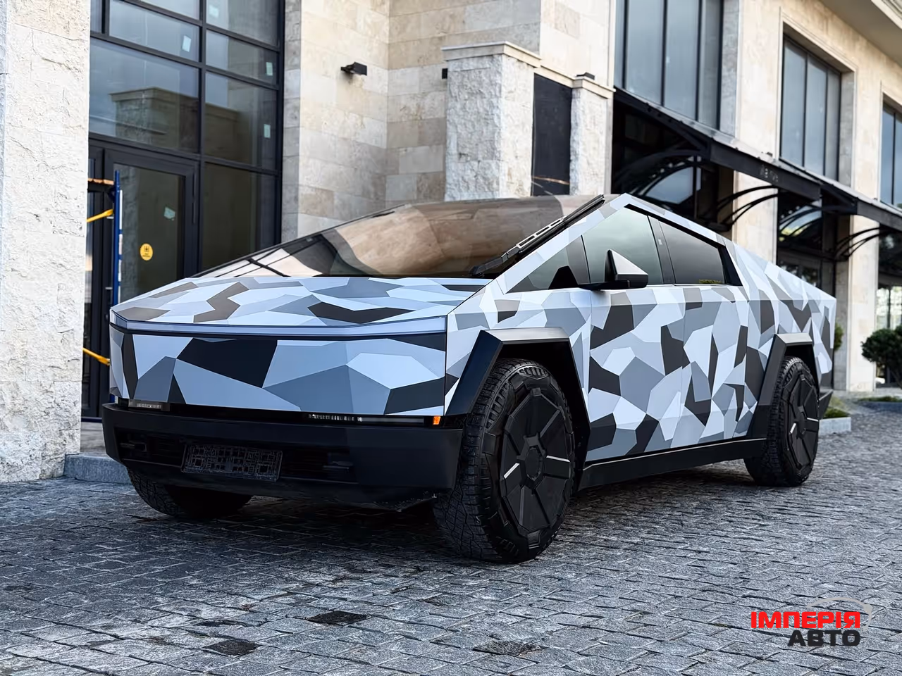 Tesla Cybertruck - фото 10