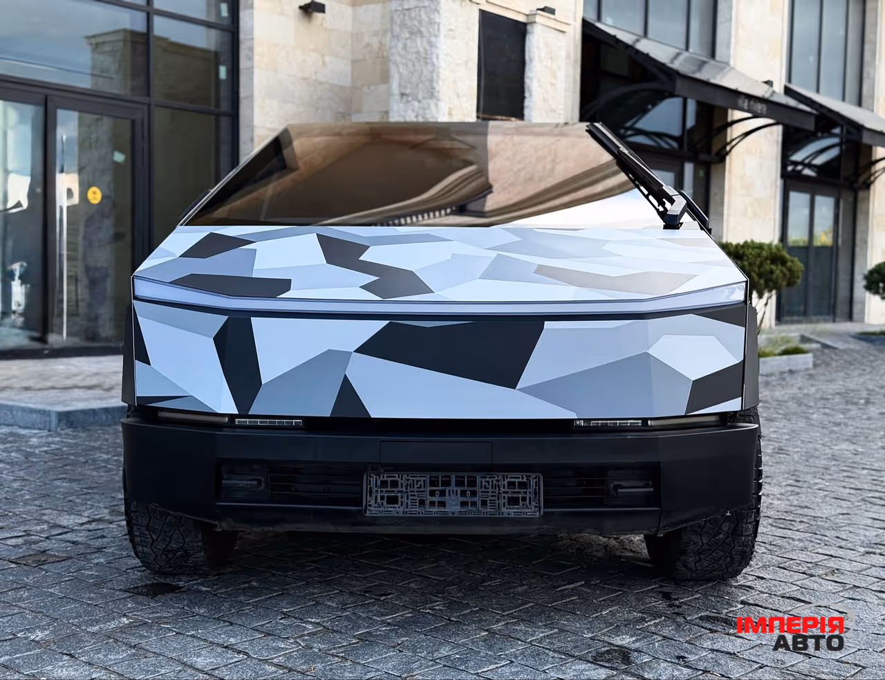 Tesla Cybertruck - фото 3