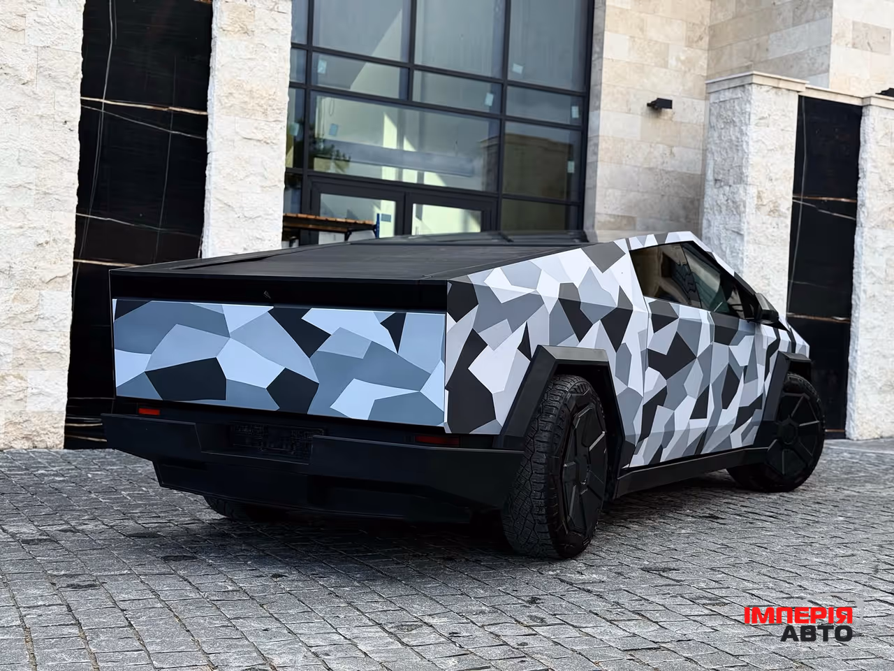 Tesla Cybertruck - фото 21