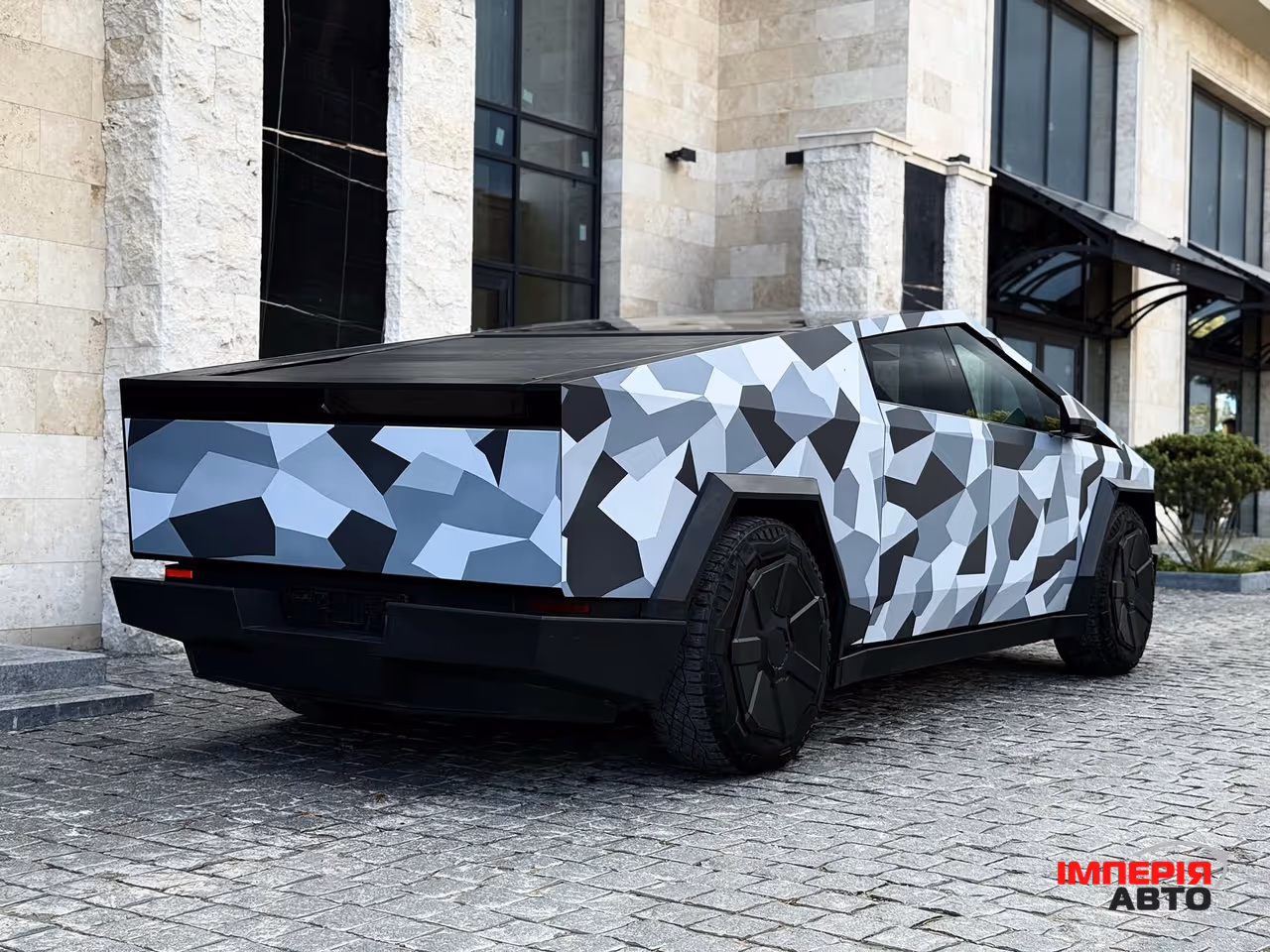 Tesla Cybertruck - фото 23