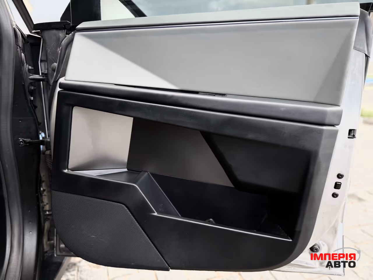Tesla Cybertruck - фото 75