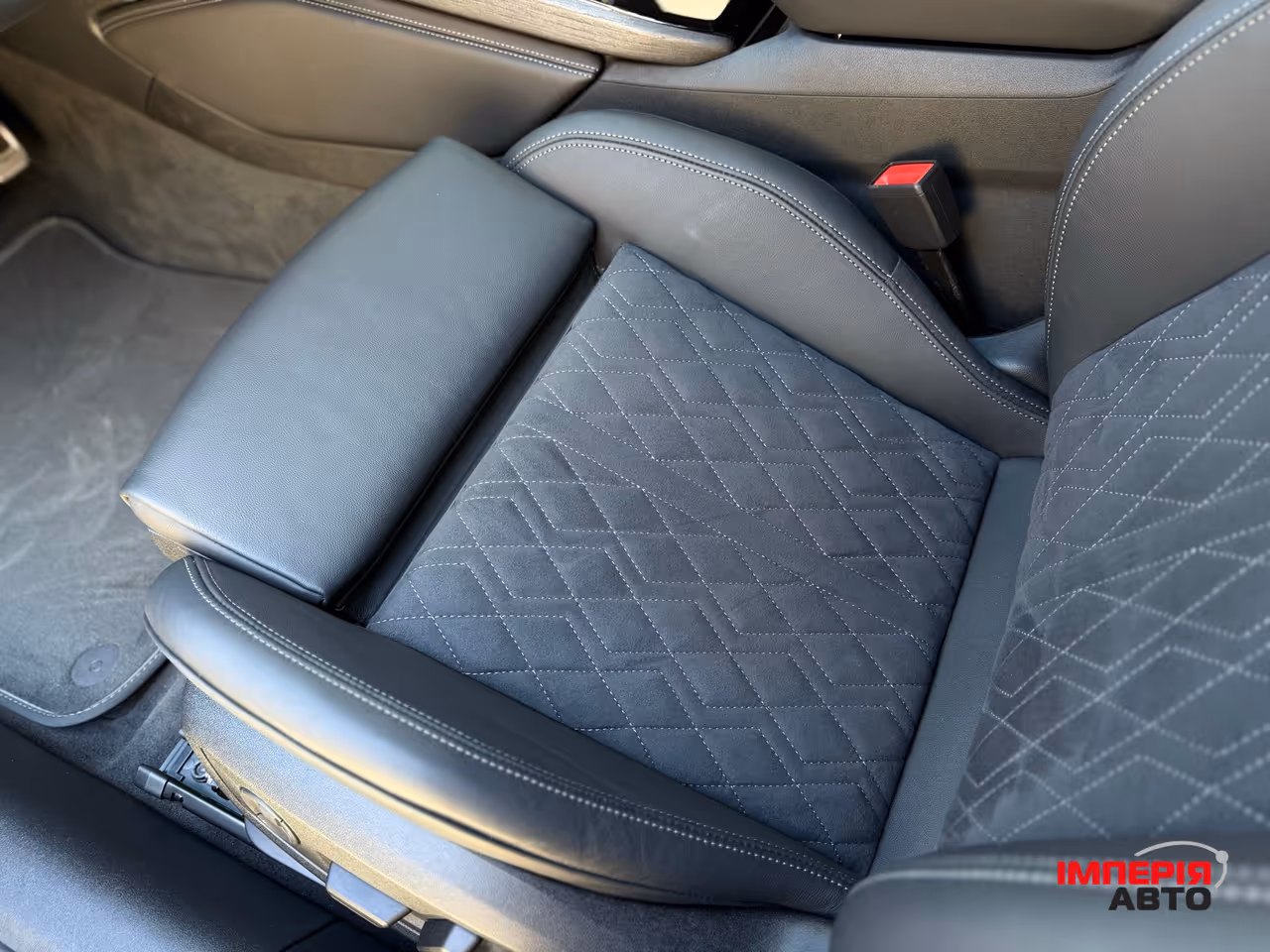 Audi A6 - фото 41