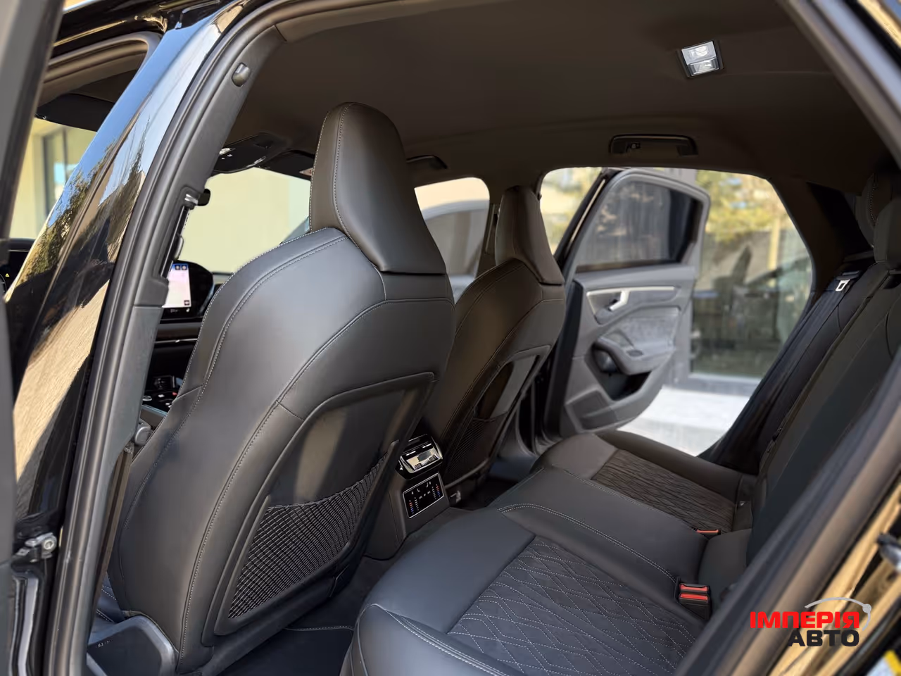 Audi A6 - фото 55