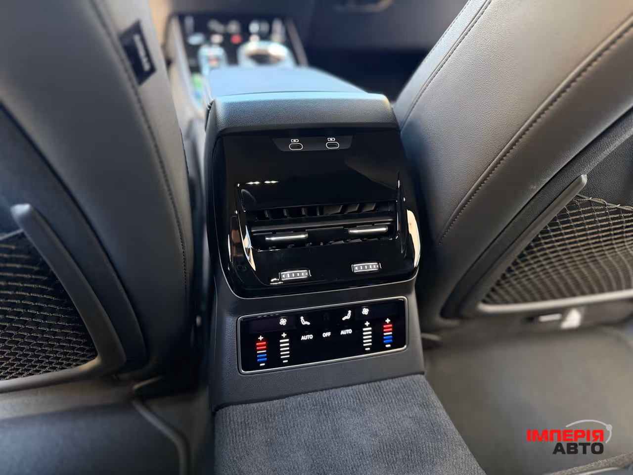 Audi A6 - фото 57