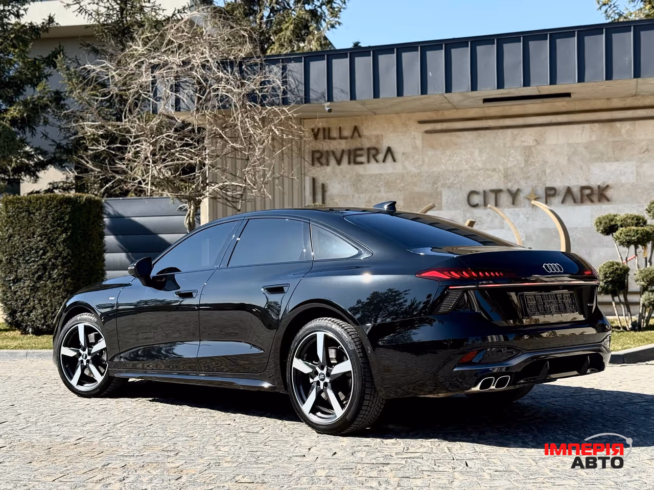 Audi A6 - фото 19