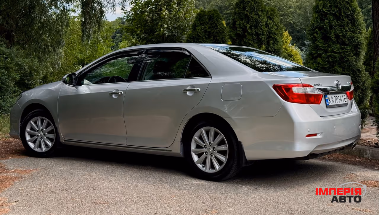Toyota Camry - фото 22