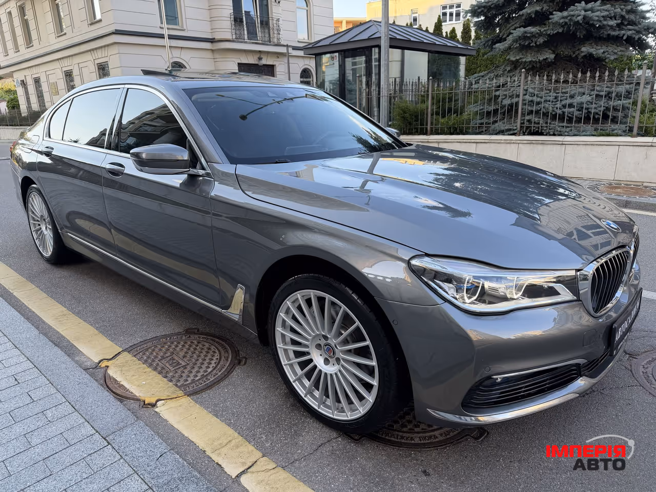 BMW 7 серії - фото 14