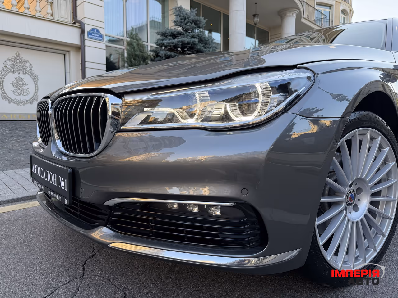 BMW 7 серії - фото 21