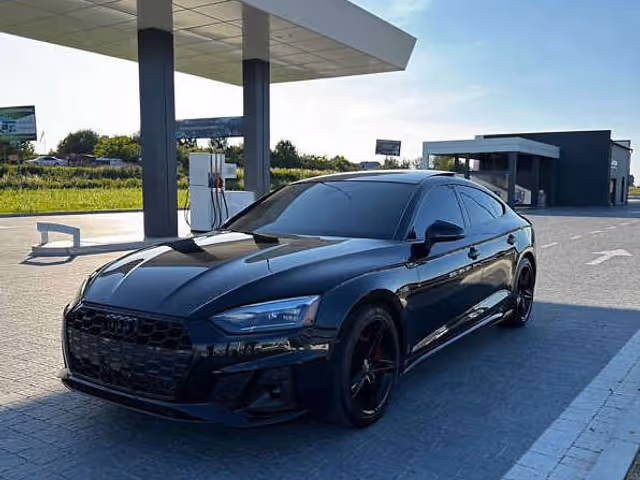 Audi A5 - фото 1