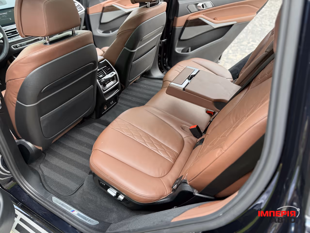 BMW X7 - фото 62