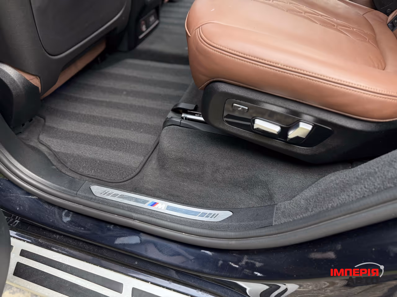 BMW X7 - фото 61