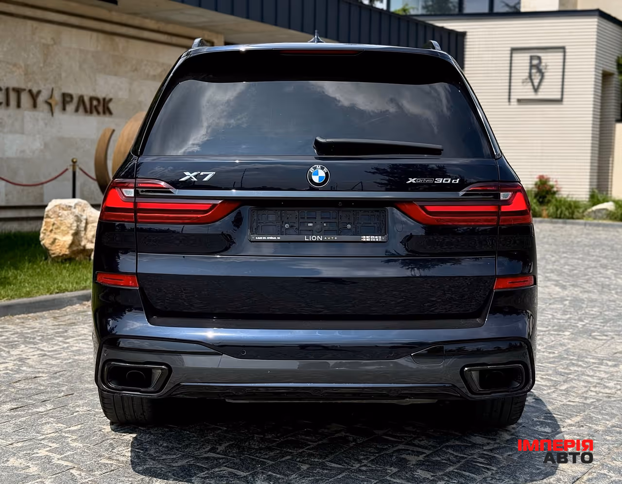 BMW X7 - фото 18