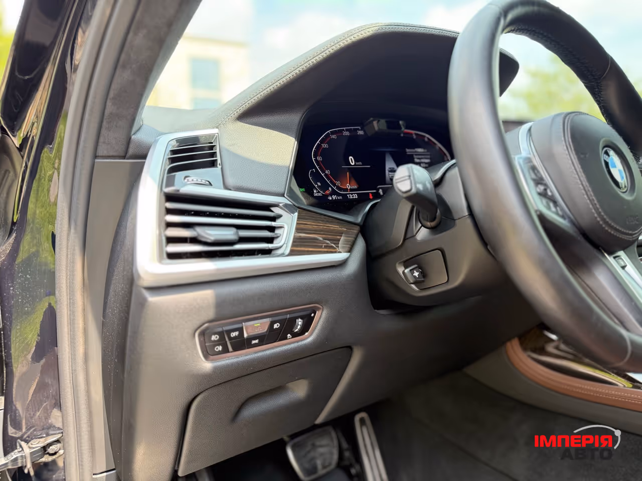 BMW X7 - фото 32