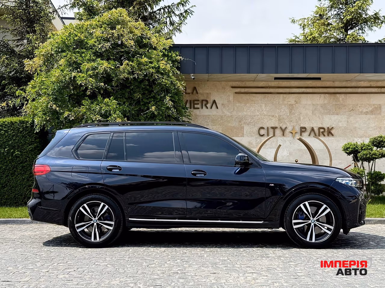 BMW X7 - фото 22