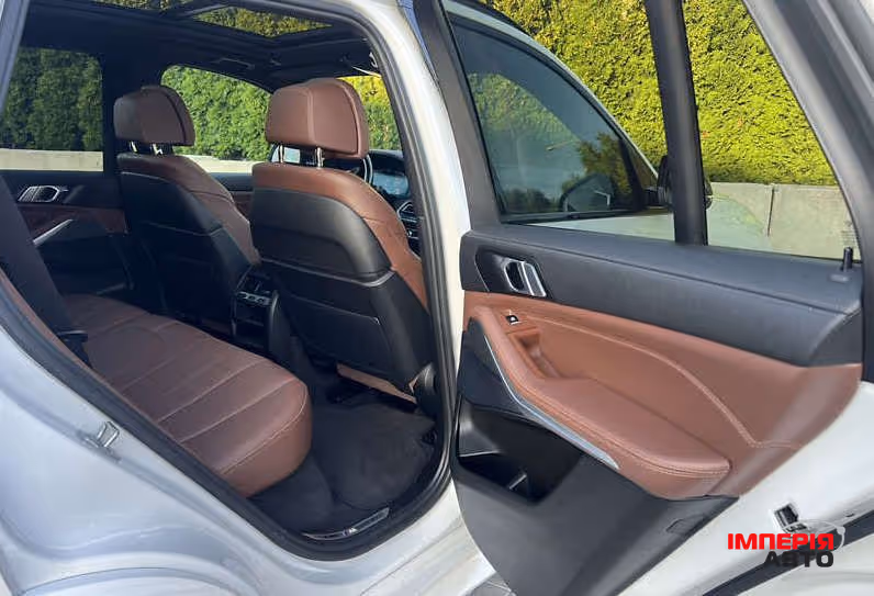 BMW X5 - фото 9
