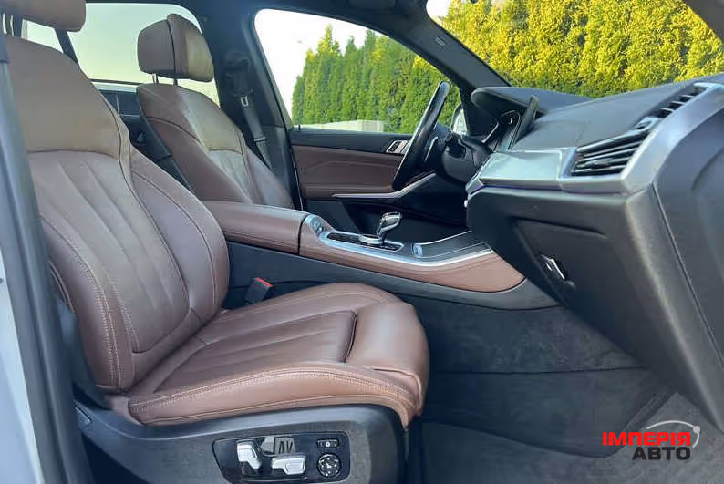 BMW X5 - фото 7