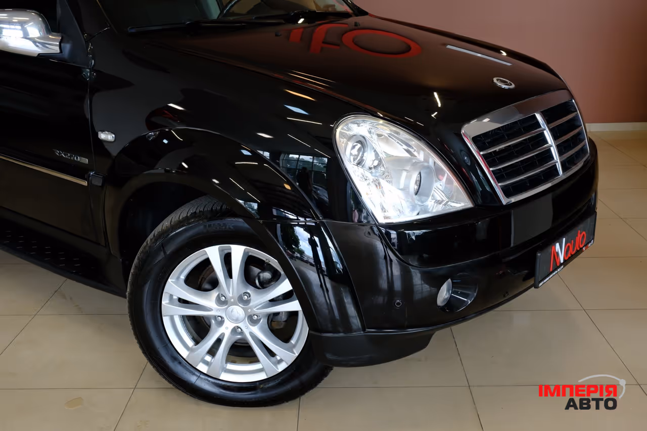 SsangYong Rexton - фото 3